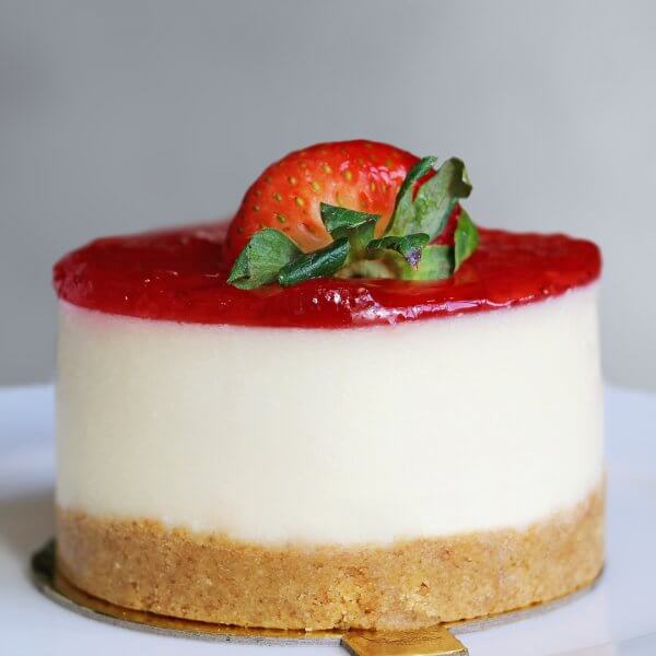 Personal size cheesecake